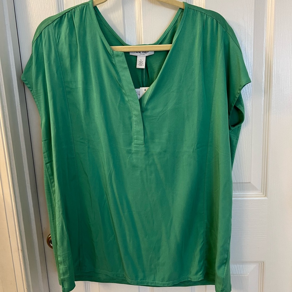 Nine West Green Top Sz L NWT